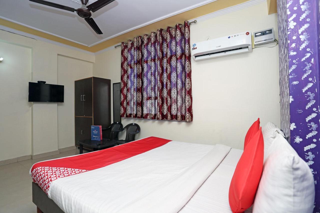 OYO 89442 Hotel Airport Plaza By Palace Nueva Delhi Exterior foto